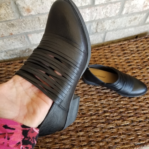 PIERRE DUMAS Black laser cut Strappy Zip Leather Ankle Booties Boots (womens 8) - Picture 3 of 10